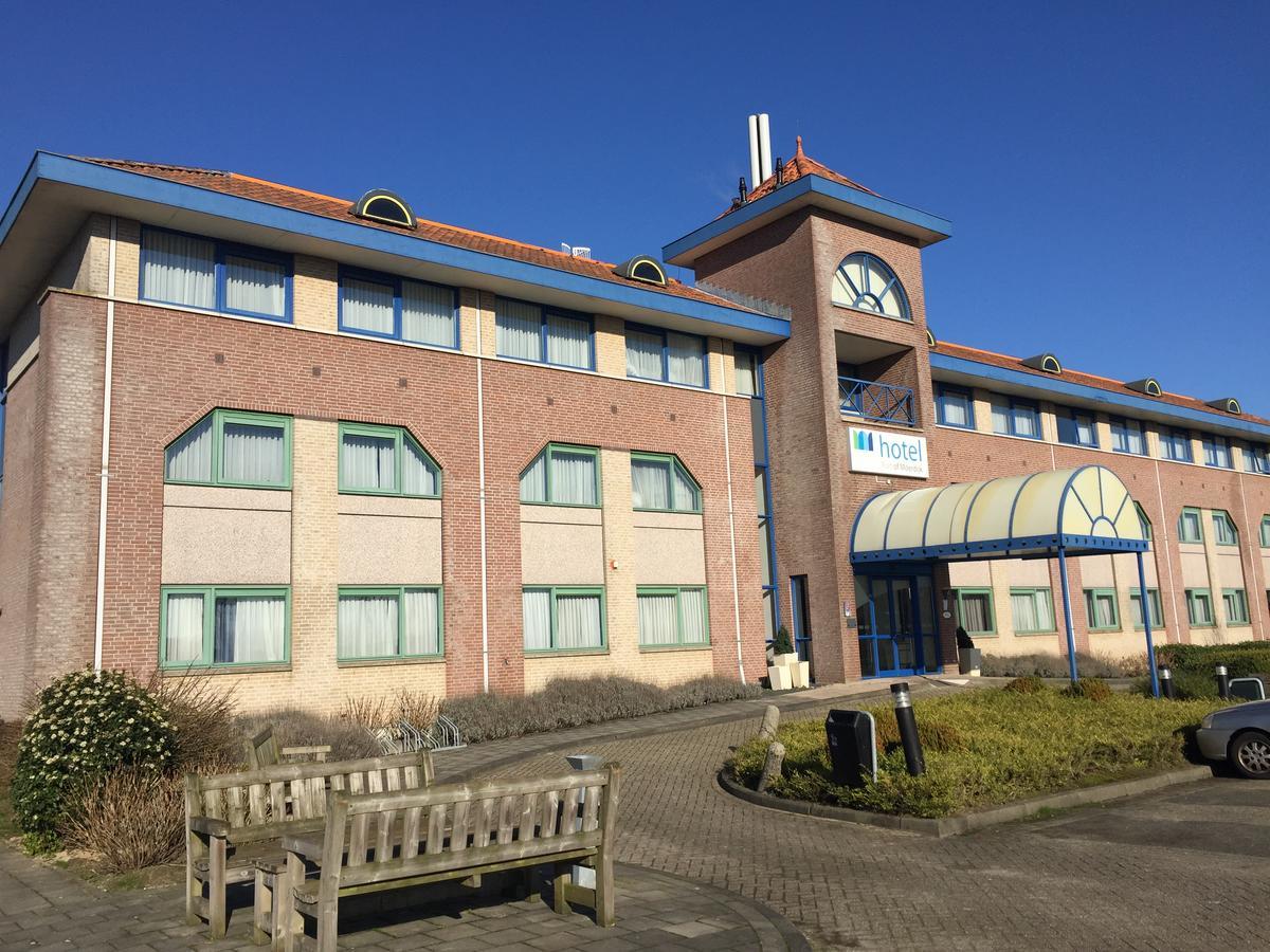 Hotel Port Of Moerdijk Buitenkant foto